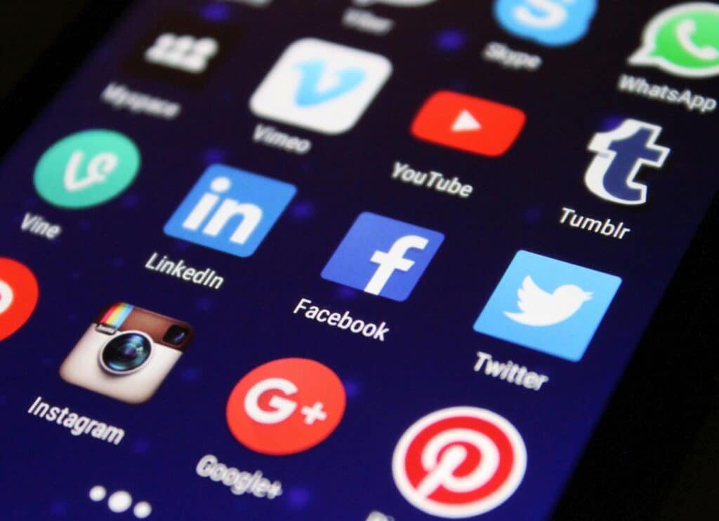 Buy Facebook Followers 13 pexels pixabay 267350